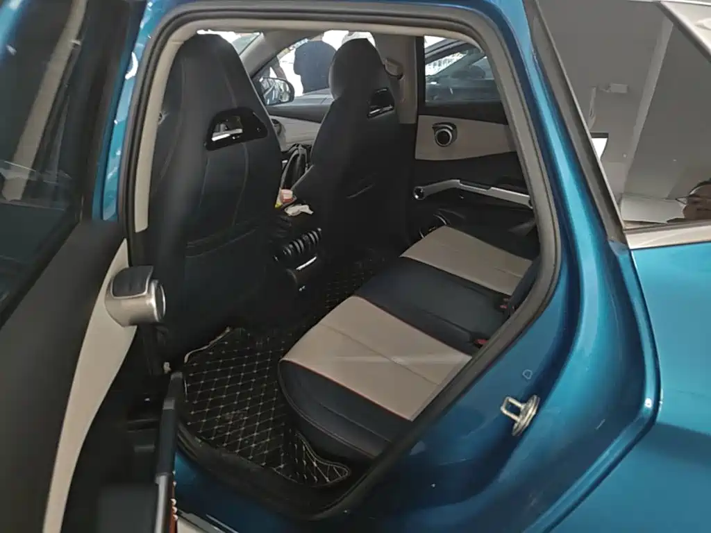 BYD Yuan Plus — миниатюра 17