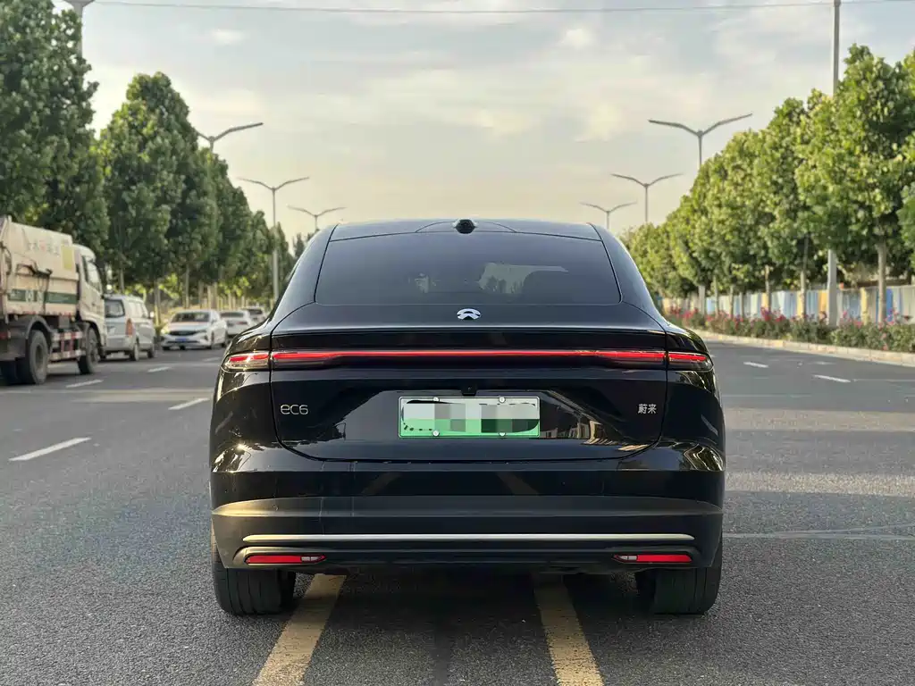 NIO EC6 2024 75kWh