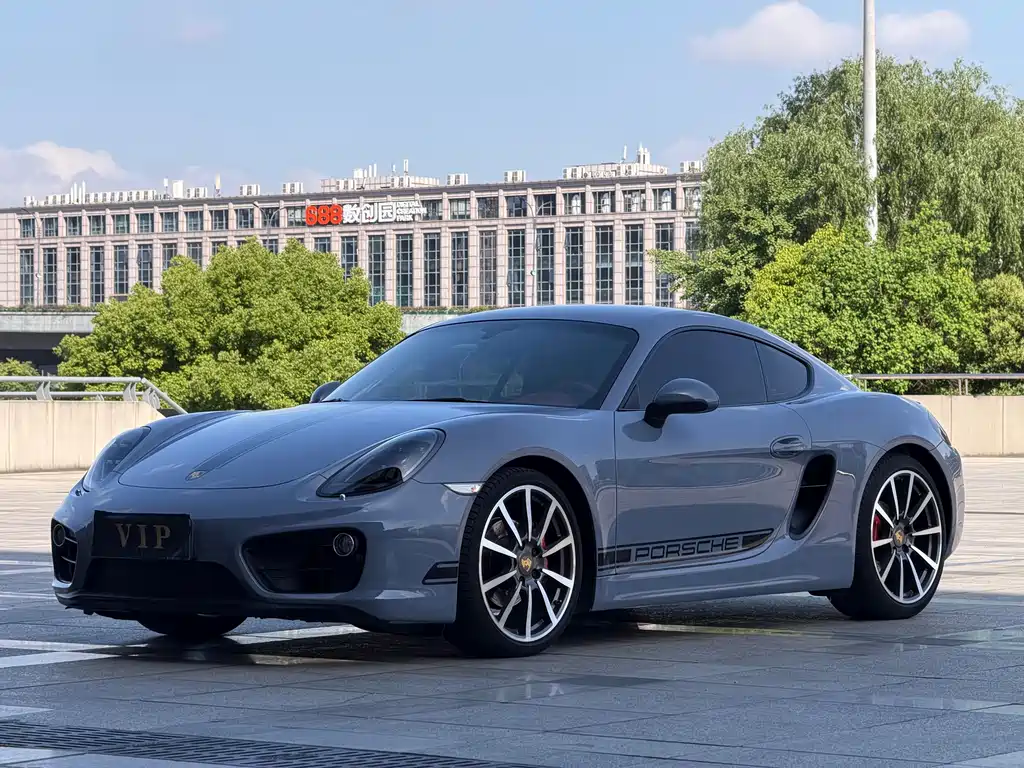 Porsche Cayman 2015