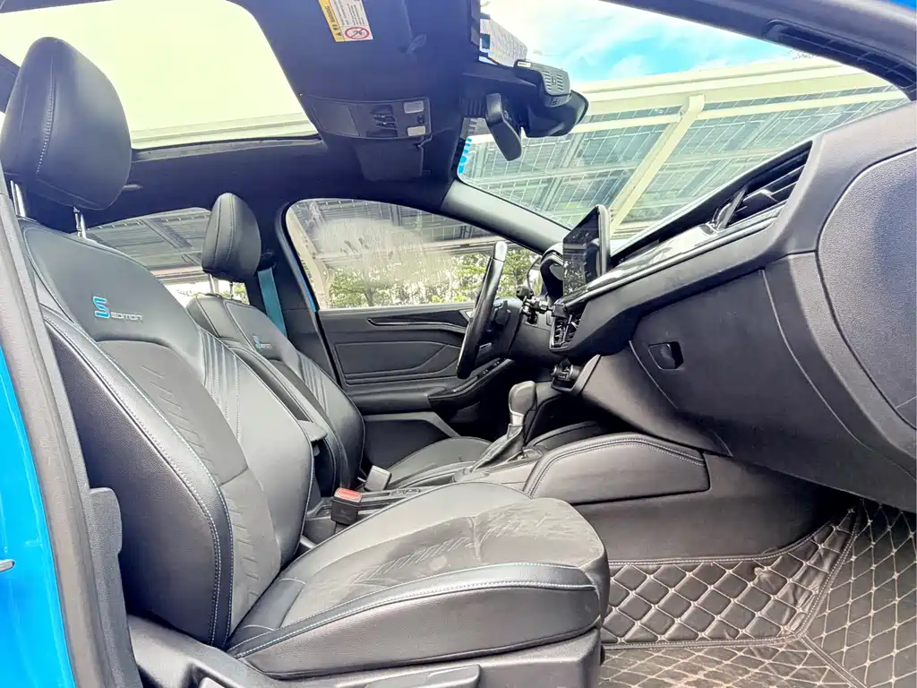 Ford Focus — миниатюра 13