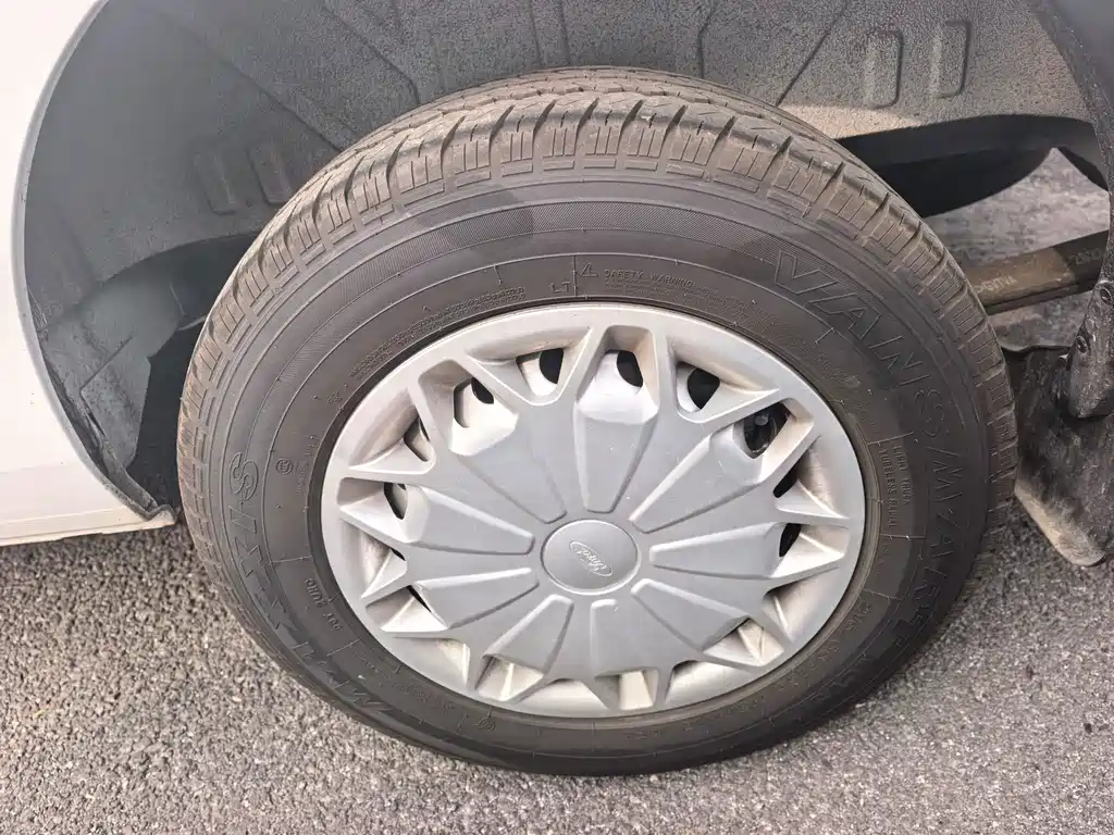 Ford Transit — миниатюра 11
