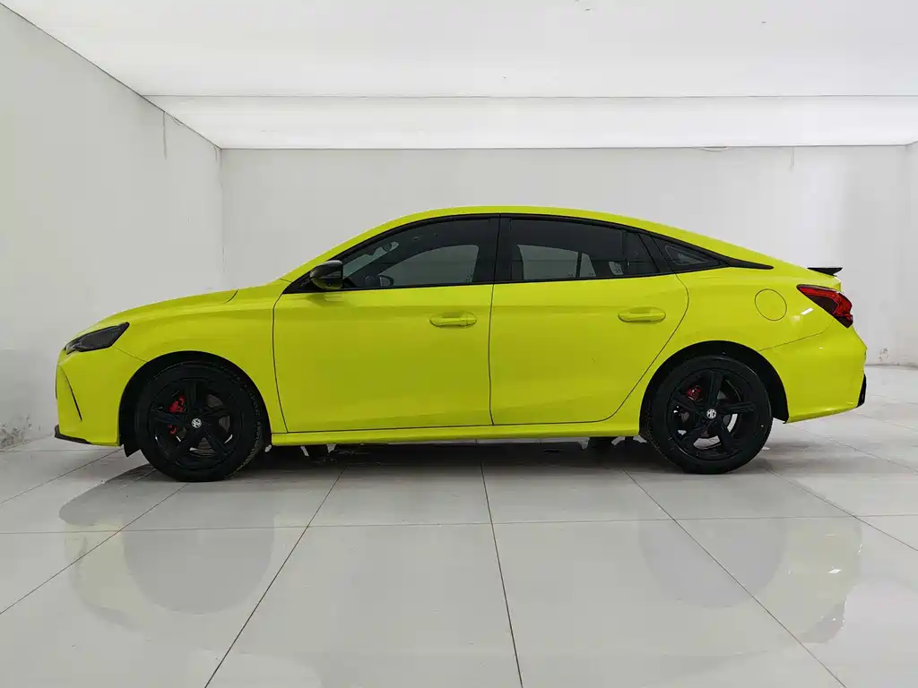 MG 5 2022 1.5T Trophy Sport Flagship