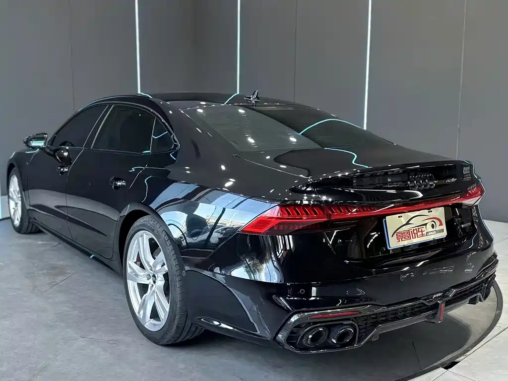 Audi A7L — миниатюра 8