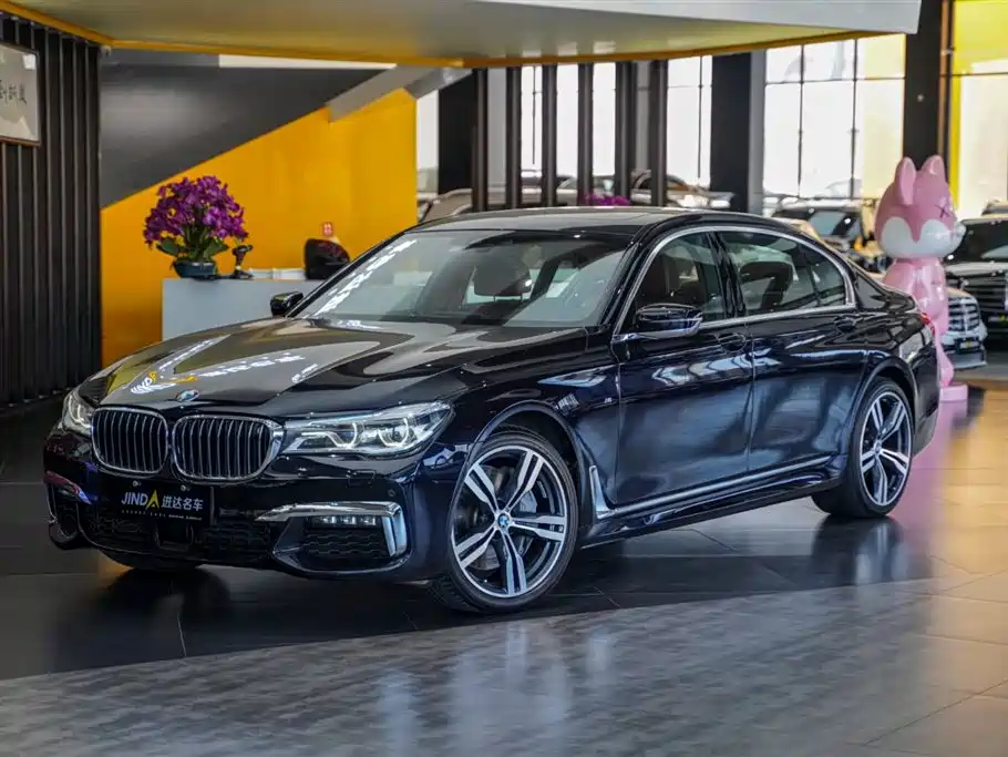 BMW 7 SERIES