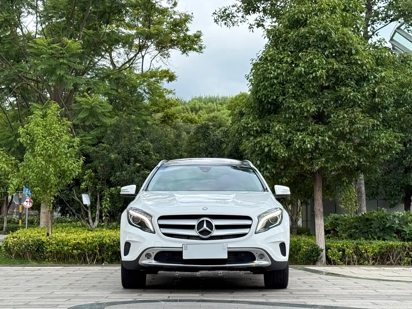 Mercedes-Benz GLA