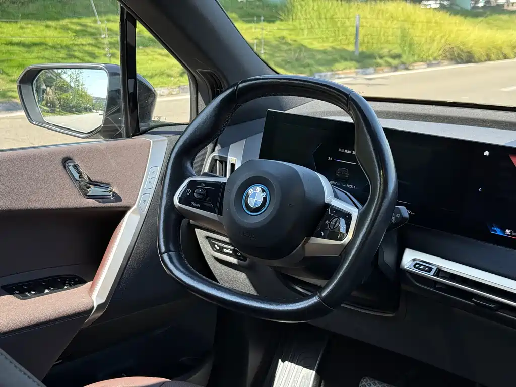 BMW iX — миниатюра 14