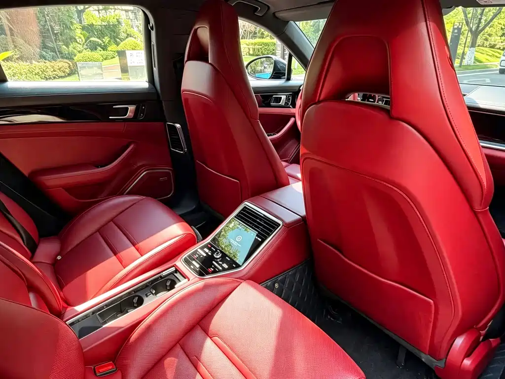Porsche Panamera — миниатюра 8