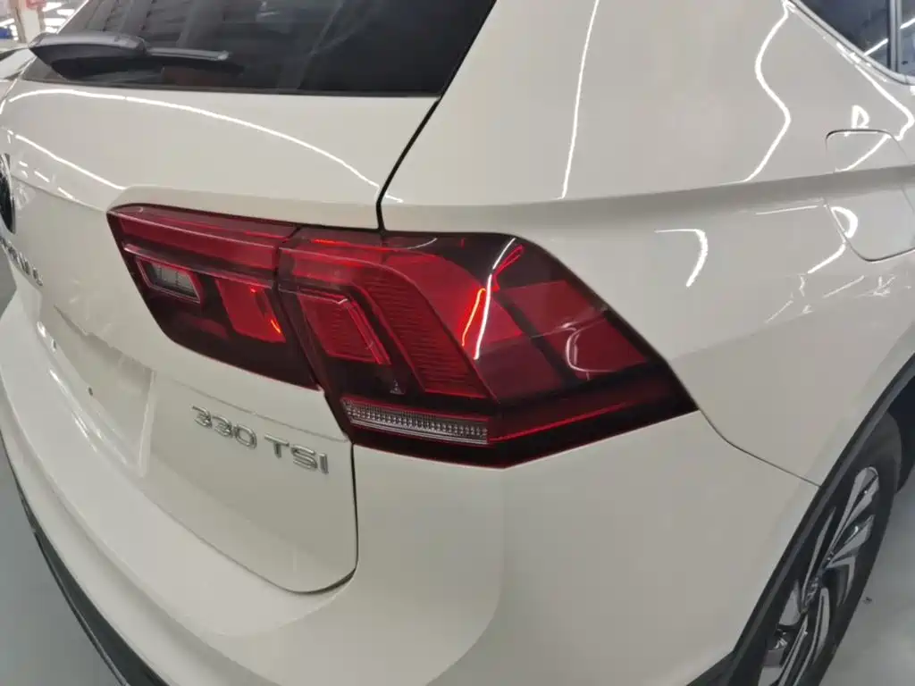 Volkswagen Tiguan L — миниатюра 8