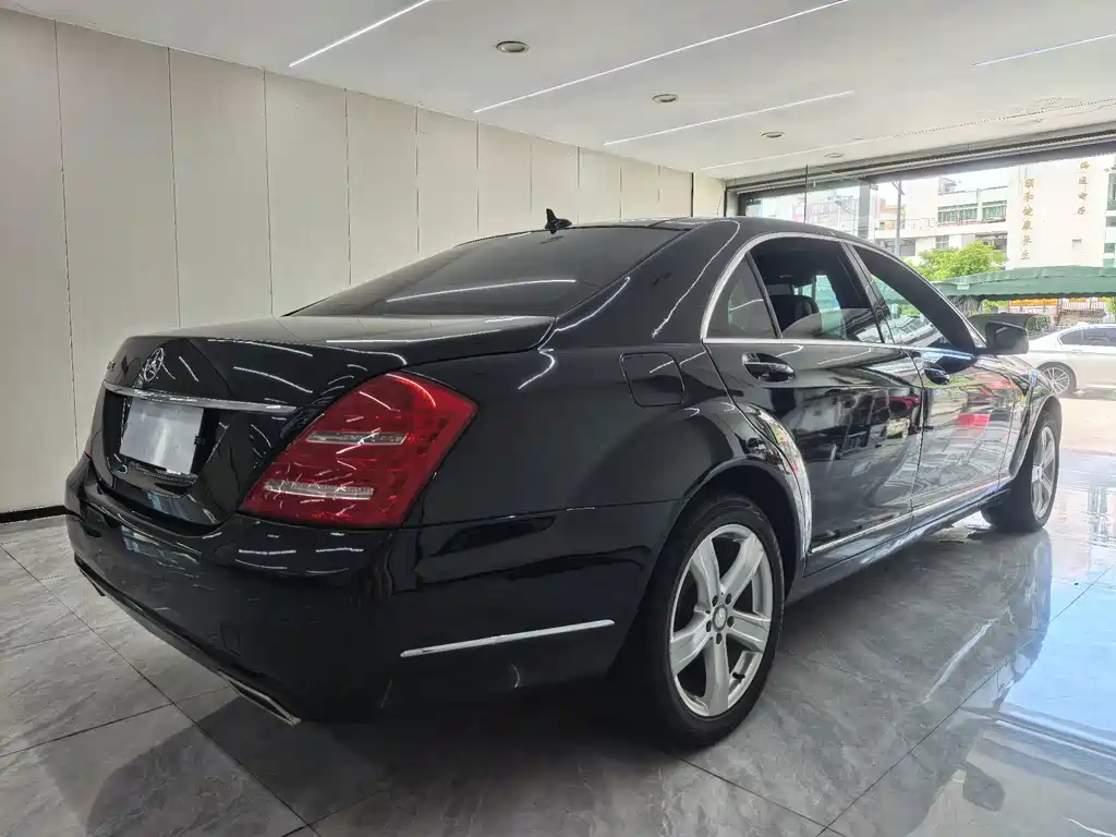 Mercedes-Benz S-Class — миниатюра 4