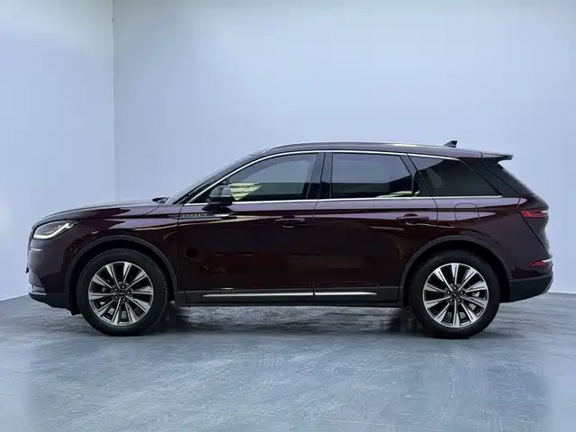 Lincoln Corsair — миниатюра 4