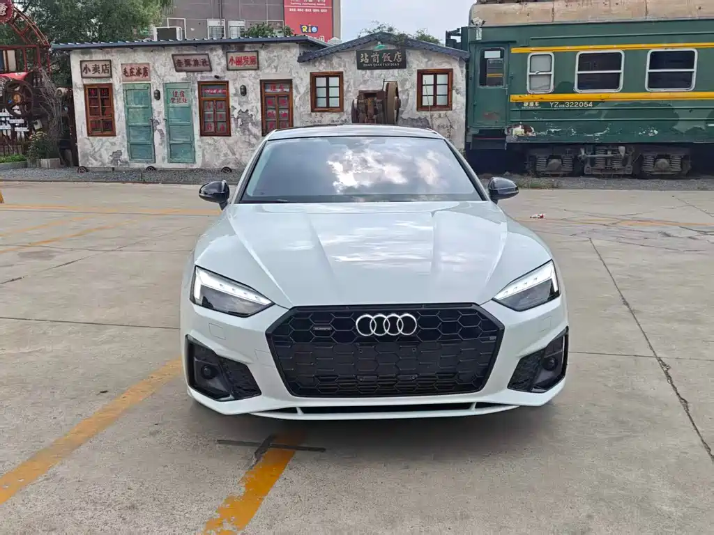 Audi A5 2024 Sportback 40 TFSI quattro Luxury