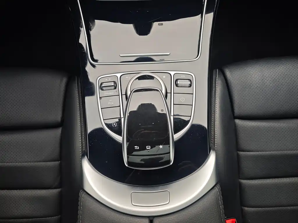Mercedes-Benz C-Class (Import) — миниатюра 20