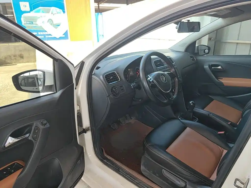 Volkswagen Polo — миниатюра 16