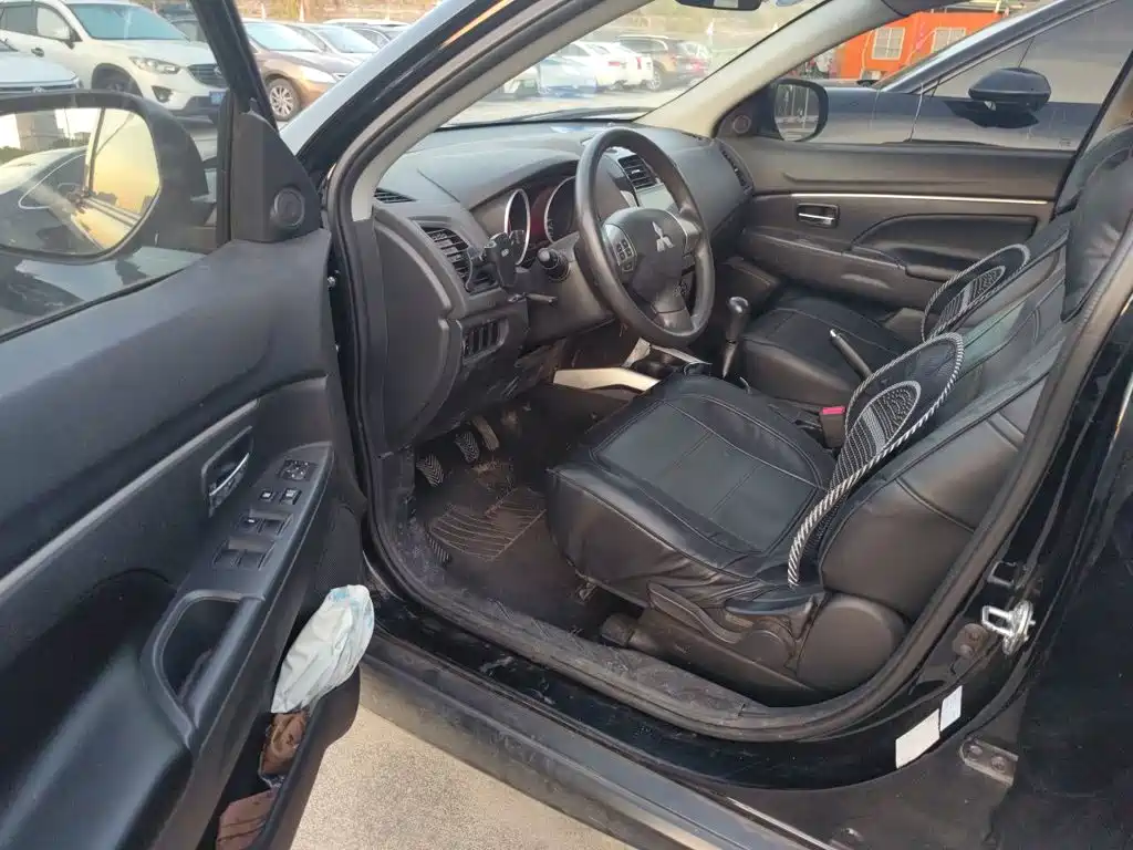Mitsubishi ASX — миниатюра 17