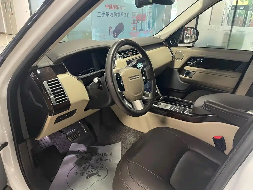Land Rover Range Rover — миниатюра 6