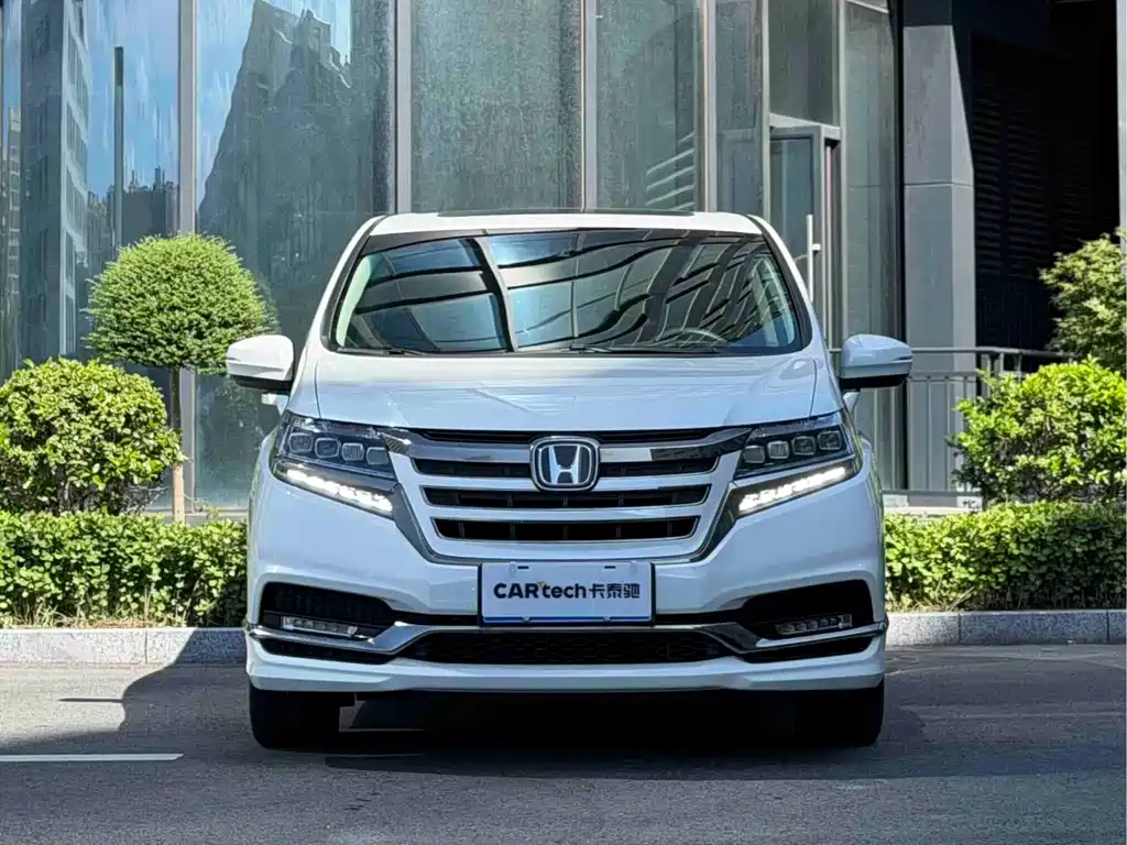 Honda Elysion — миниатюра 2