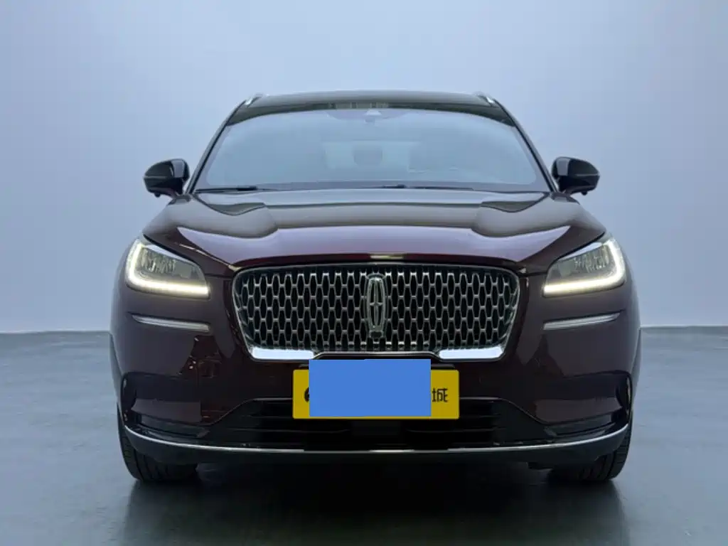 Lincoln Corsair — миниатюра 2