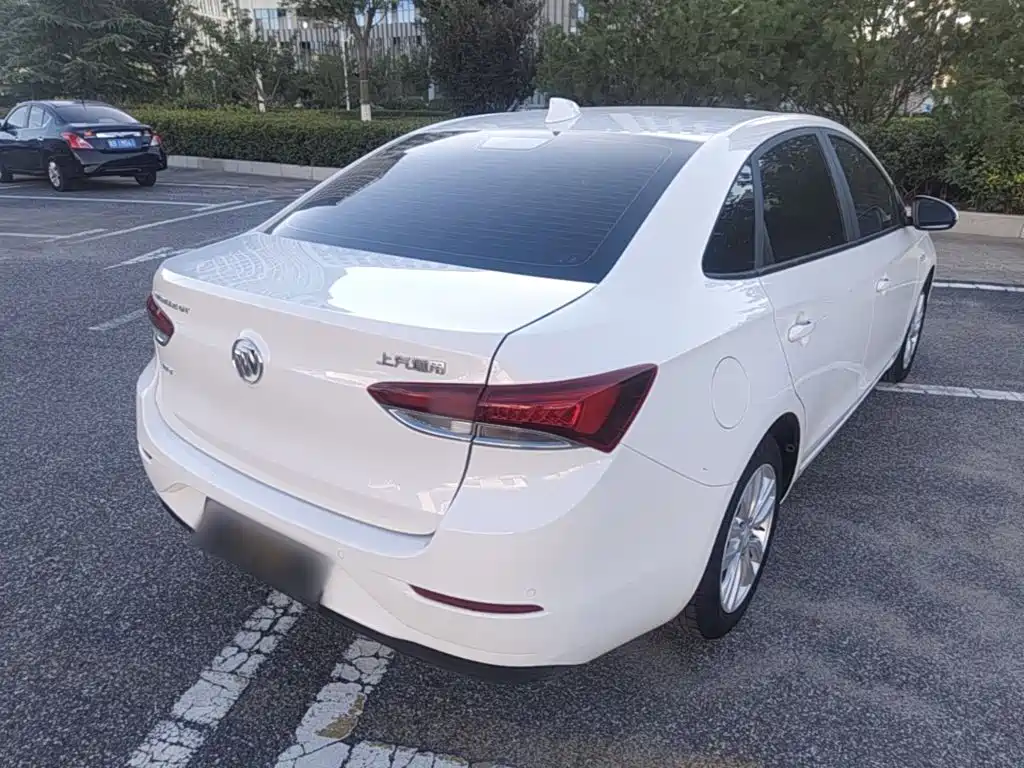 Buick Excelle — миниатюра 7