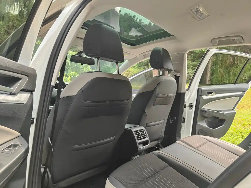 Volkswagen Golf 2023 280TSI DSG Pro