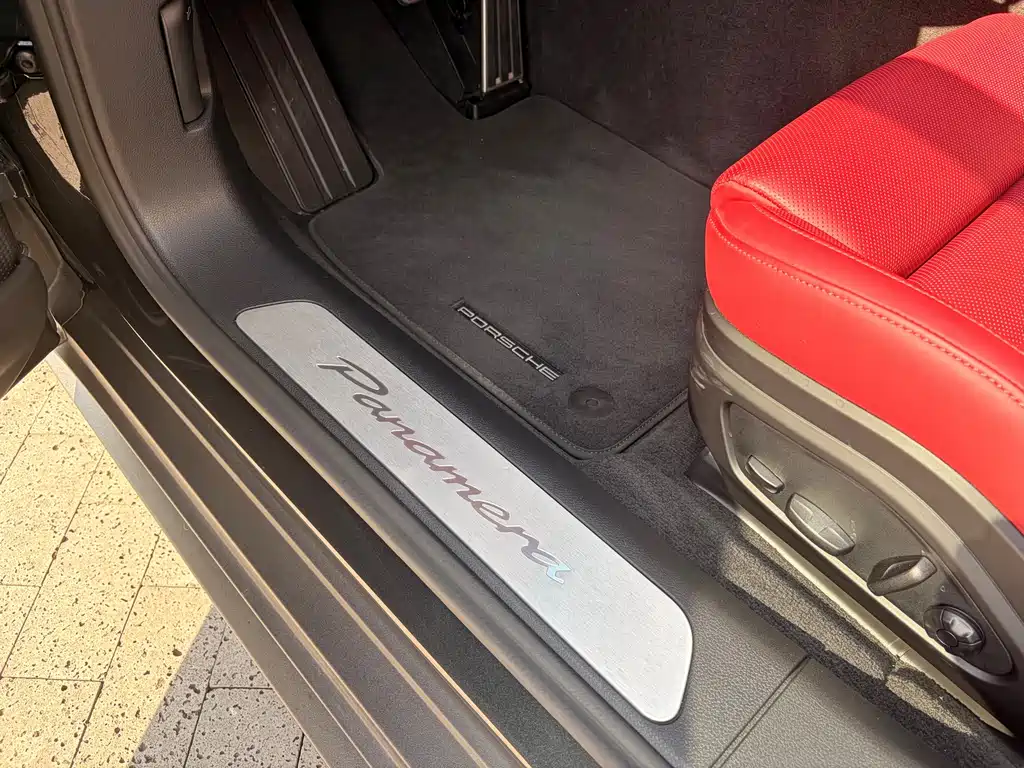 Porsche Panamera — миниатюра 11