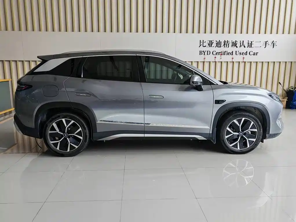 BYD L DM-i — миниатюра 8