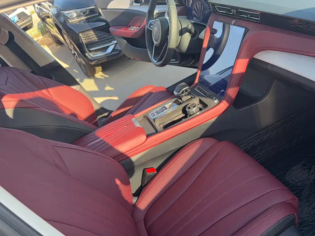 Hongqi Hongqi H5 — миниатюра 4