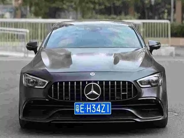 MERCEDES-BENZ AMG GT 2021