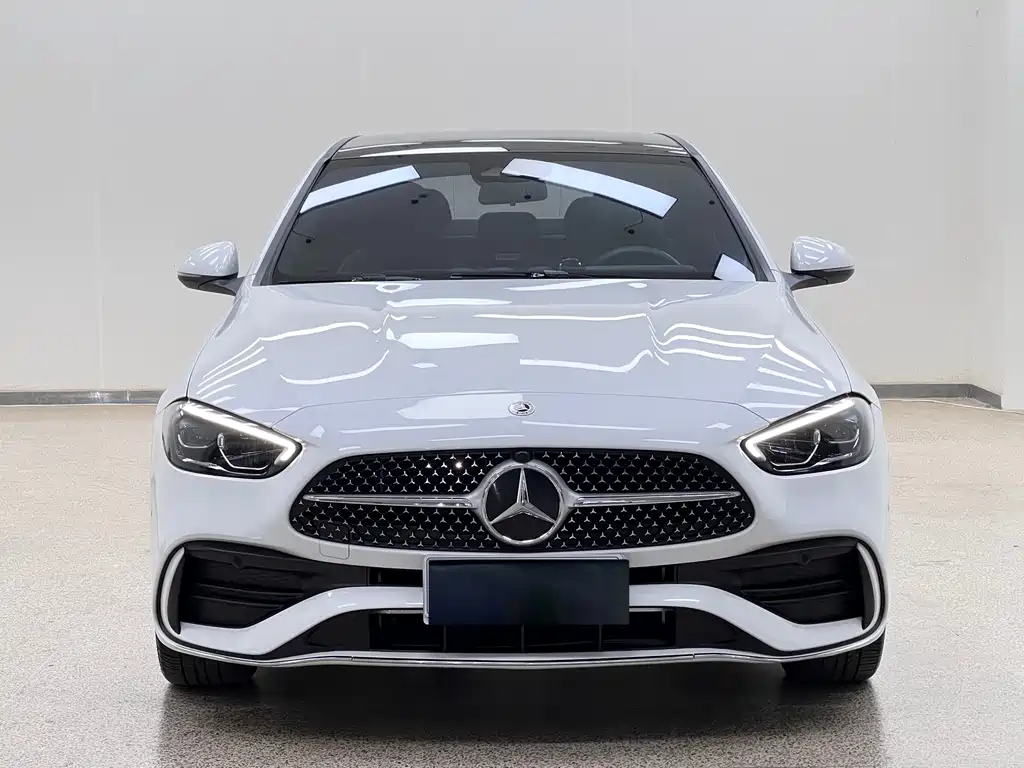 Mercedes-Benz C-Class 2022
