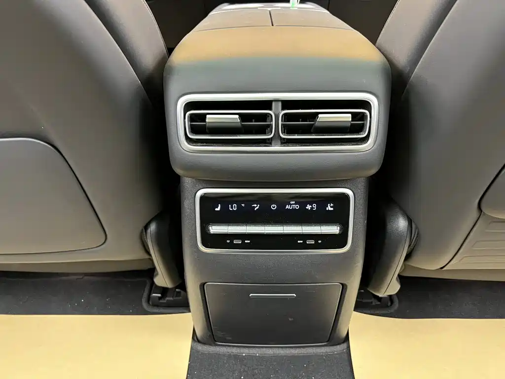 Li Auto Li L7 — миниатюра 37