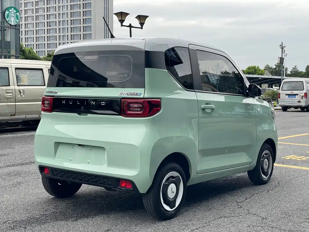 Wuling MINIEV — миниатюра 14