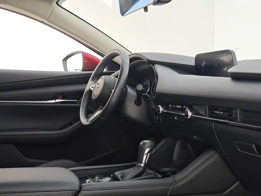 Mazda 3 Axela — миниатюра 11