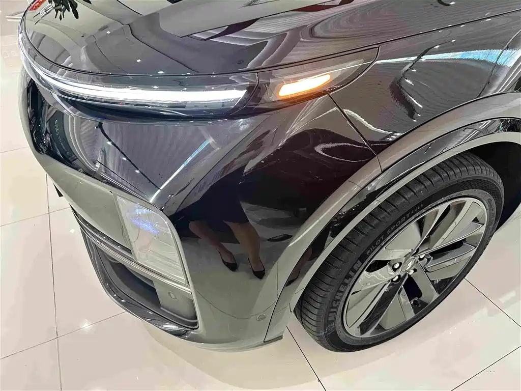 Li Auto Li L9 — миниатюра 3