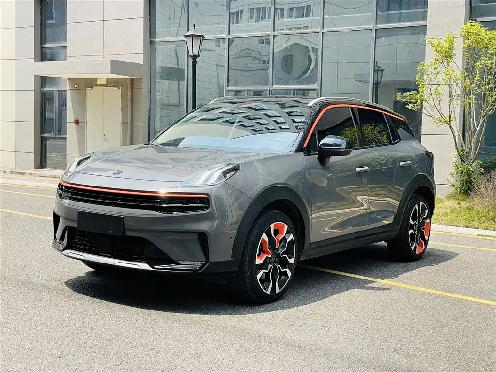 Lynk & Co 06 2022