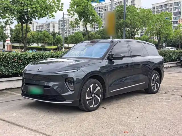 2023 Nio ES8