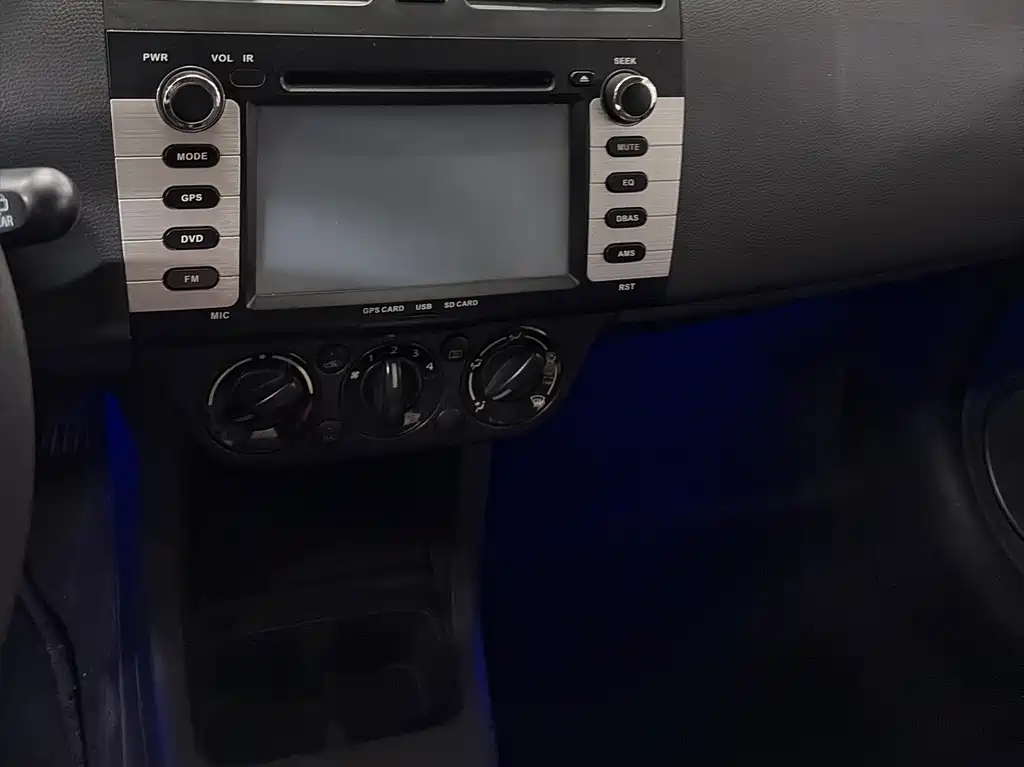 Suzuki Swift — миниатюра 16