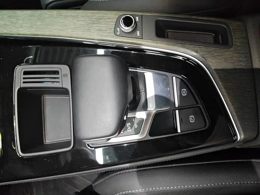 Audi A4L — миниатюра 9