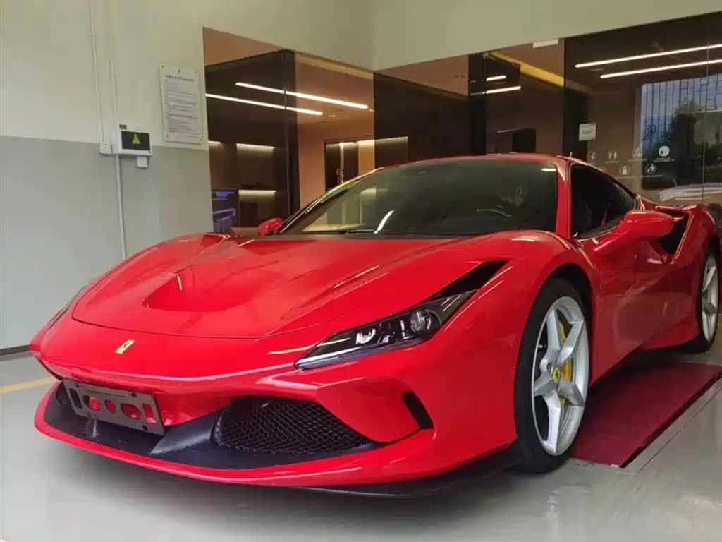 Купить Ferrari F8