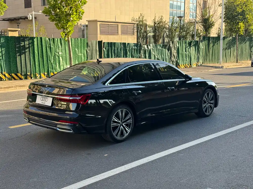 Audi A6L — миниатюра 7