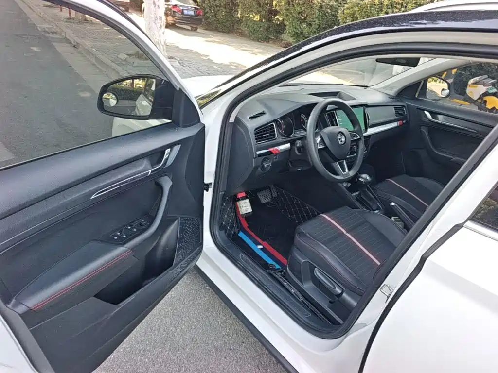 Skoda Kamiq — миниатюра 16