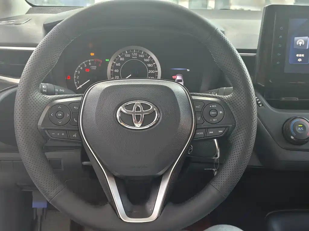 Toyota Corolla — миниатюра 13