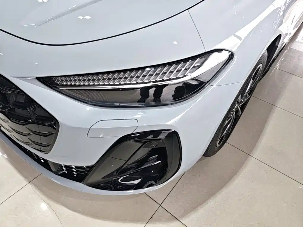 Audi A5L — миниатюра 24