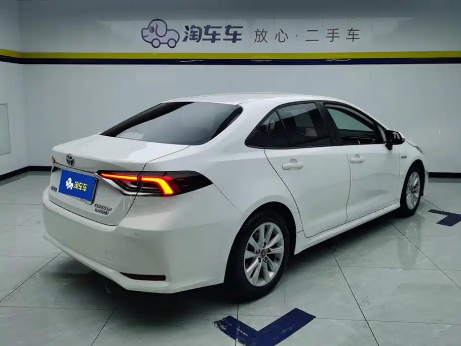 Toyota Corolla — миниатюра 3