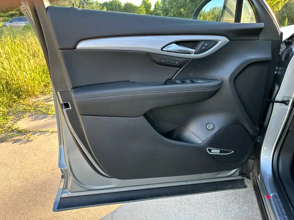 Buick Envision Plus — миниатюра 13