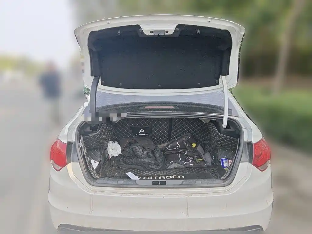 Citroen C4L — миниатюра 20