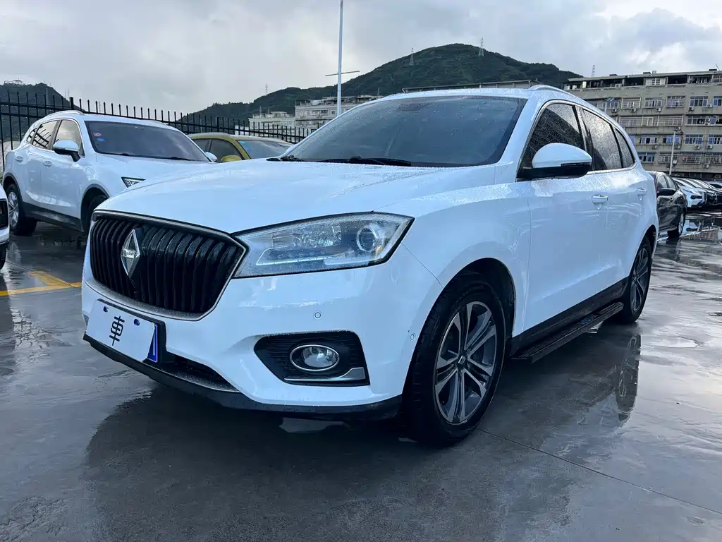Borgward BX7