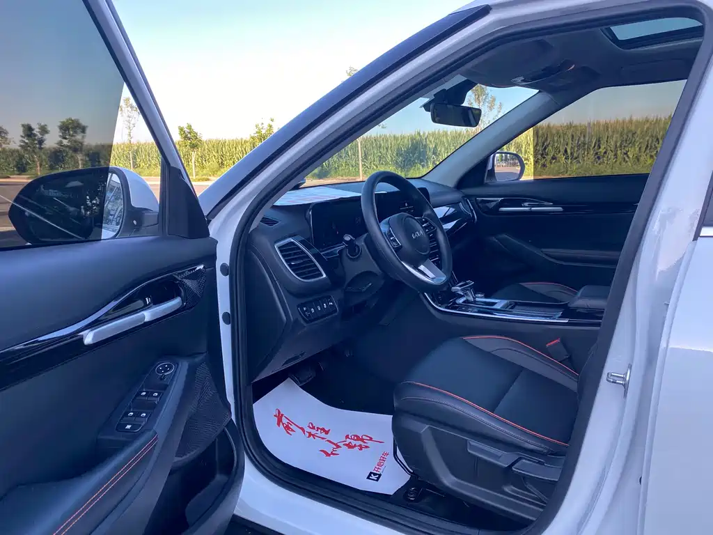 Kia Seltos — миниатюра 4