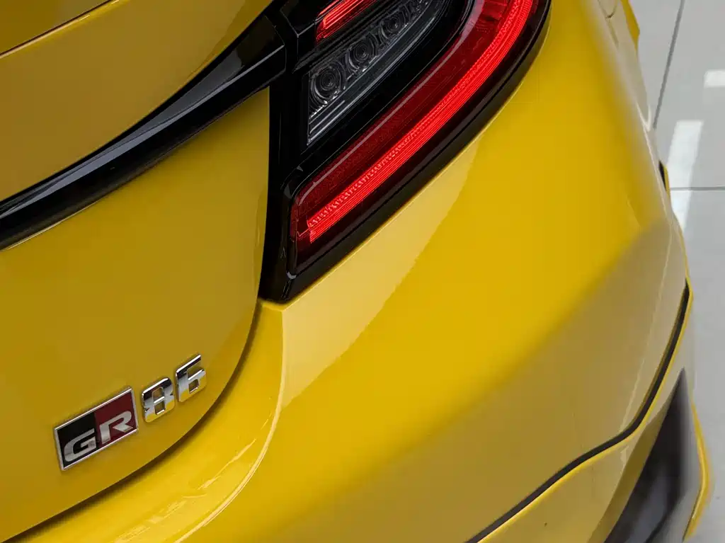 Toyota 86 2026 2.4L GR 86 Yuzu