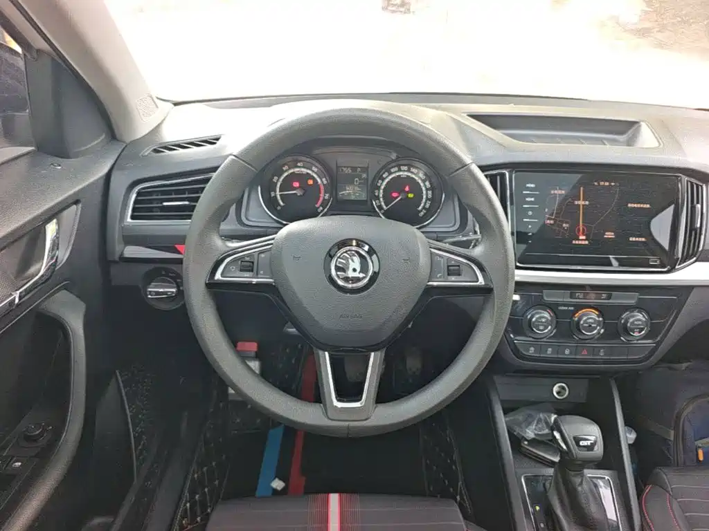 Skoda Kamiq — миниатюра 11