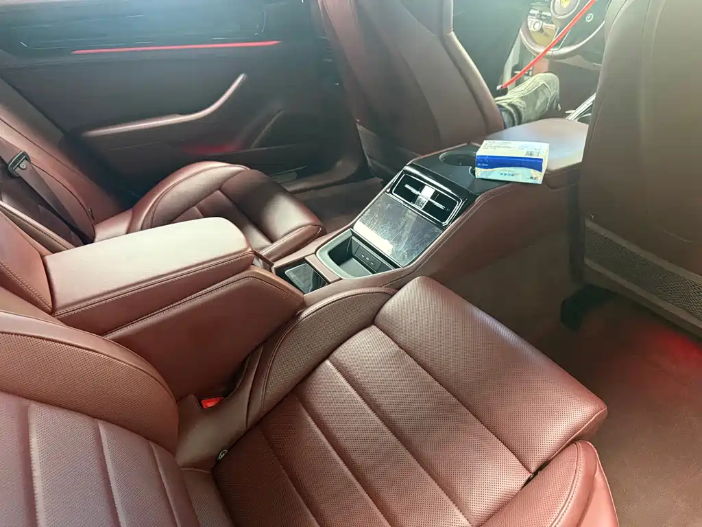Porsche Panamera — миниатюра 9