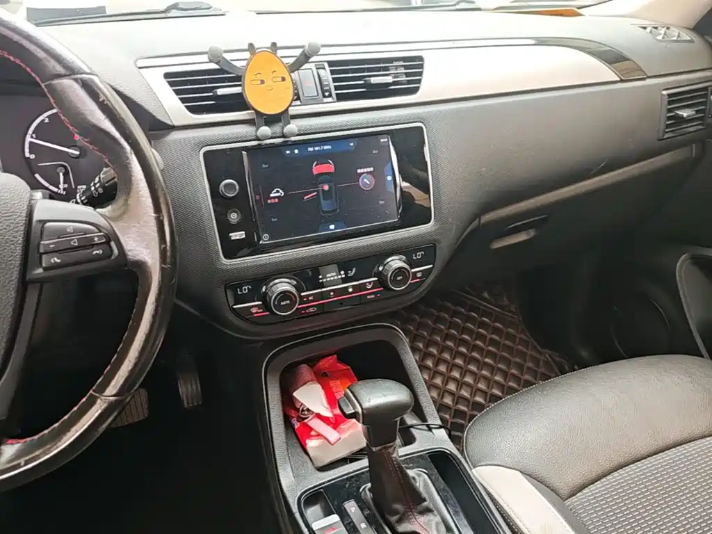 Qoros Qoros 5 — миниатюра 13